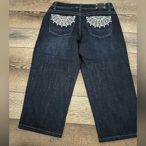 Style & Co Tummy Control Capri jeans